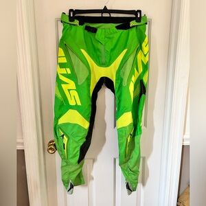 Mens Alias Neon Green Padded Motocross BMX Extreme Sports Protective Pants Sz 32